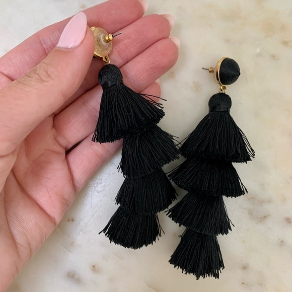 Gabriela Tassel fringe tear drop earring - Picture 3 of 6